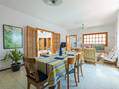 Agaete Pupe Home By Canariasgetaway
