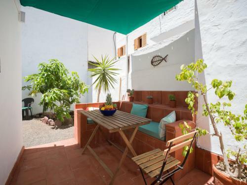 Agaete Pupe Home By Canariasgetaway