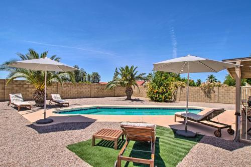 Modern Mesa Oasis With Gas Grill And Fire Pit!