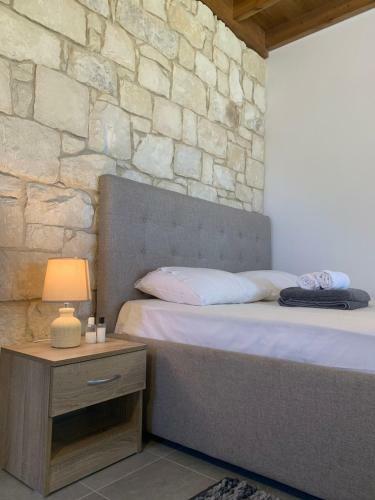 Apartamento Cosmema Stone House With Amazing Mountain View