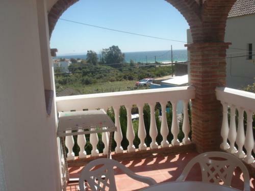 Apartamentos Bolonia Paraiso