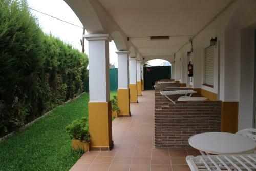 Apartamentos Bolonia Paraiso