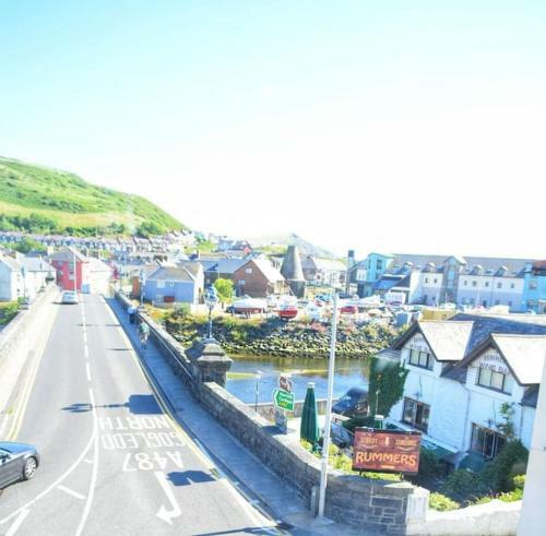 Bridge View Victorian Townhouse Central Aberystwyth Sleeps 6