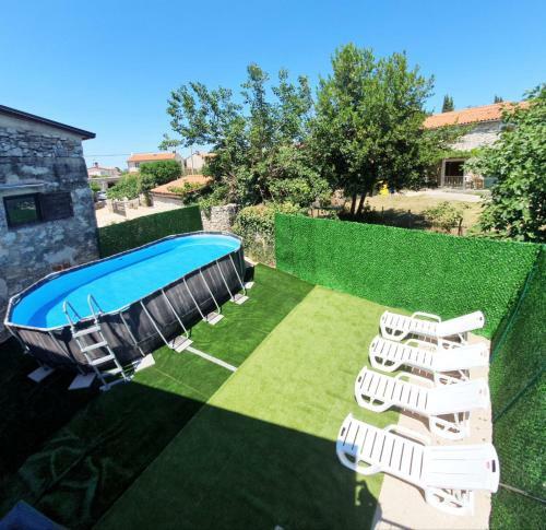 Apartment Margarita With Swimming Pool