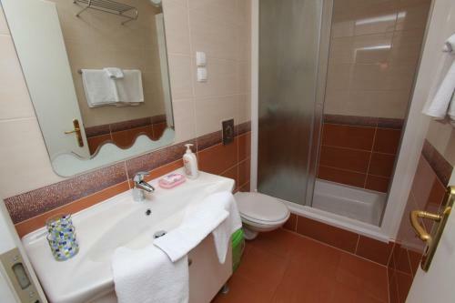 Apartments Jole - 70m From The Sea