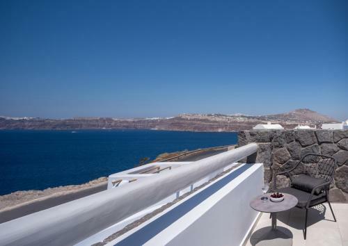Bed & Breakfast Acro Blue Luxury Villas