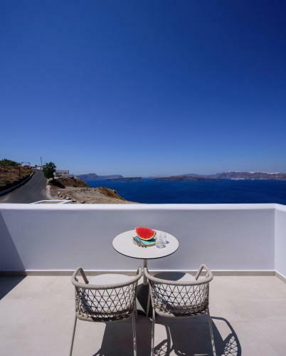Bed & Breakfast Acro Blue Luxury Villas