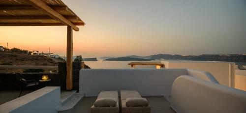 Bed & Breakfast Acro Blue Luxury Villas