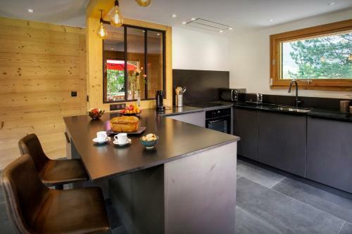 Chalet Hychris - Ovo Network