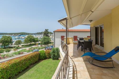 Villa Alba Vrsar With Jacuzzi And Sea View