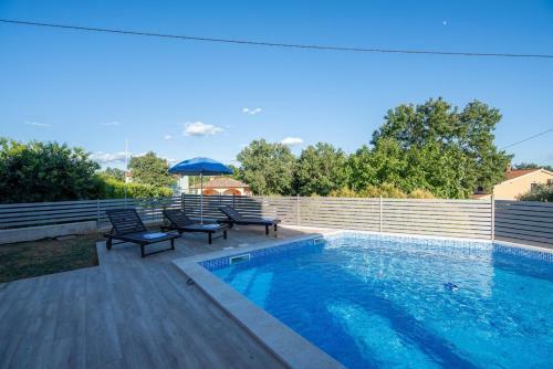 Apartment Mariuccia With Private Pool