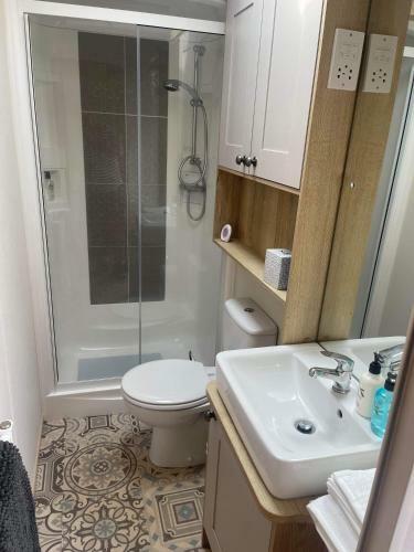 A Modern Static Caravan To Sleep 6 Comfortably