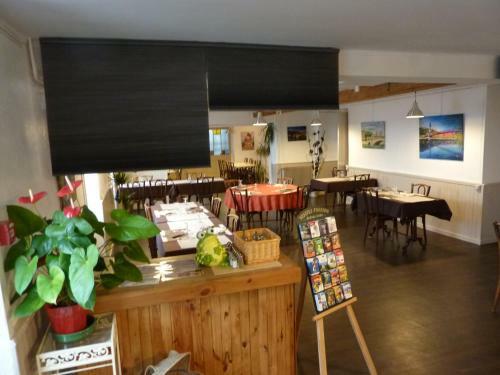 Hotel H�tel Saint Pierre