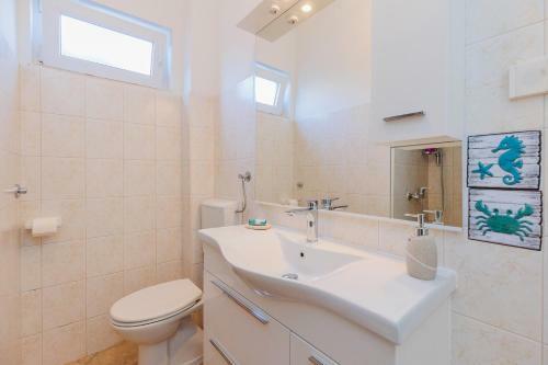 Apartmani Ema I Toni