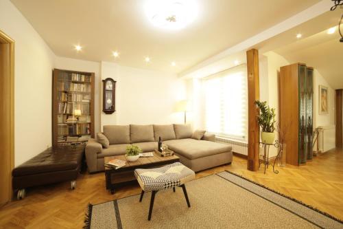 Apartamentos F9 And New F9