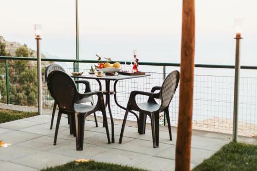 Apartments Paradise Garden Holiday House