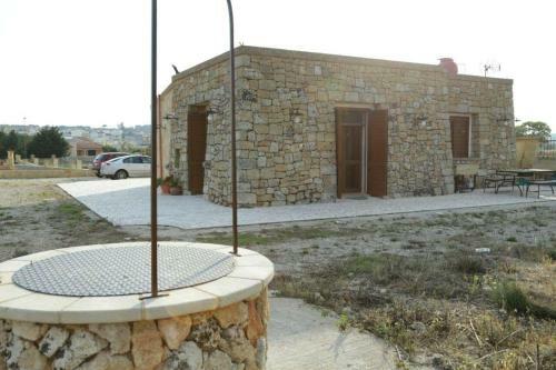 Villetta Con Ampio Terreno Indipendente