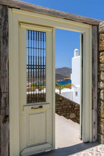 Halu Luxury Villa - 5 Bedroom