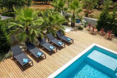 Luxury Villa With Pool-near The Beach