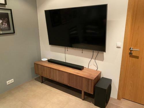 Apartamento Villa With A View (golf Course), Hot Tub And Gym