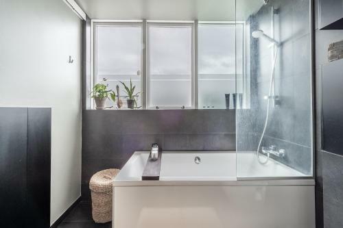 Cozy Reykjav�k Apartment - Great City View