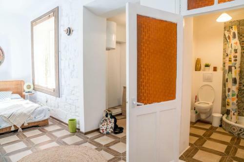 Boho-style Apartment House In Historic City Center