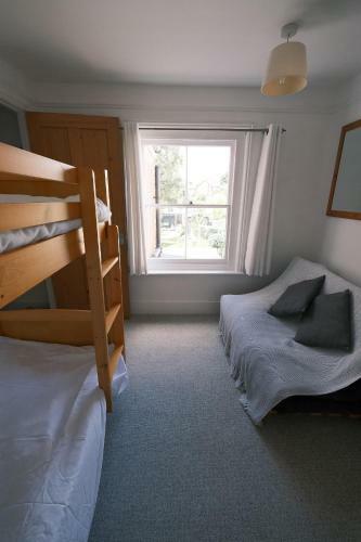 Fantastic 2bd Holiday Cottage West Sussex