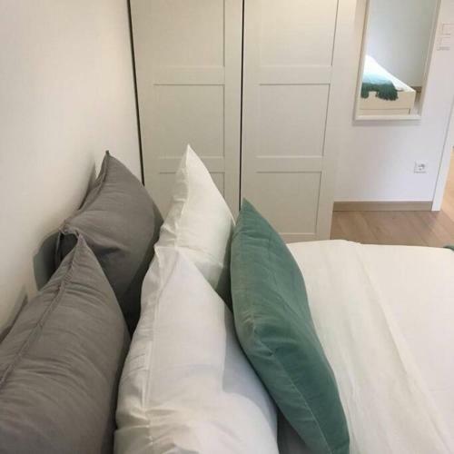 Apartamento Modern 3 Beds In Convenient Location