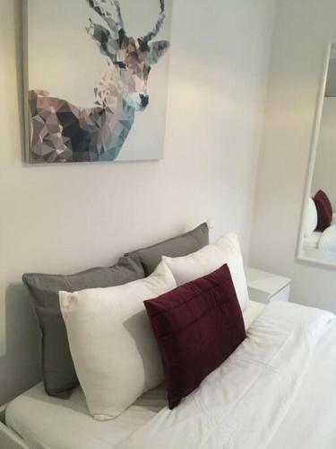 Apartamento Modern 3 Beds In Convenient Location