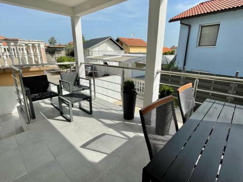 Apartamento Seascape - Relaxing Beach Home, Steps From The Water!