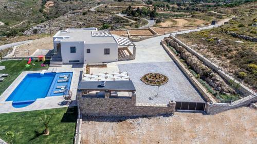 Villa Marielia - With 60m2 Private Pool