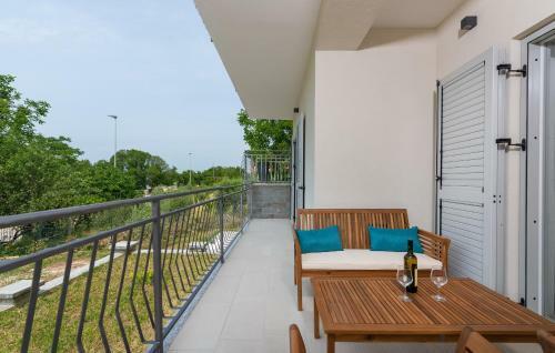 Villa Amoena With Pool And Sauna Near Novigrad