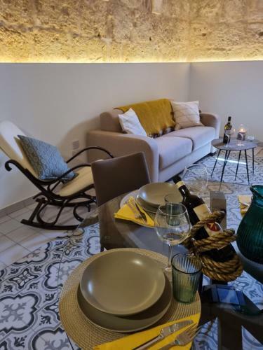 Luxuriously Finished 1 Bedroom Apartment