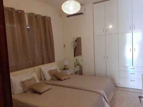 Gorgeous Sunny Terraced Apartment Sleeps 4