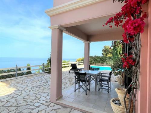 Secluded, Sunset, Beaches, Walk To Village-melina