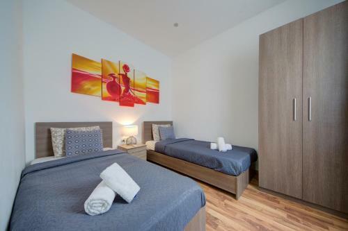 Apartamento Amazing Direct Valletta Seaviews Sliema Top Floor Apt