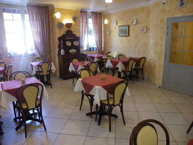 Hotel H�tel De Lion Sur Mer