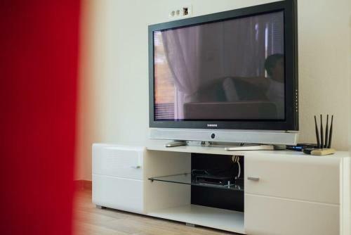 Three-bedroom Apartment Next To Tivat Airport