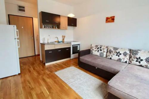 Studio Apartment Close To Tivat City Center