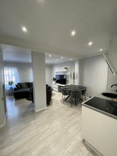Brother Street Apartment