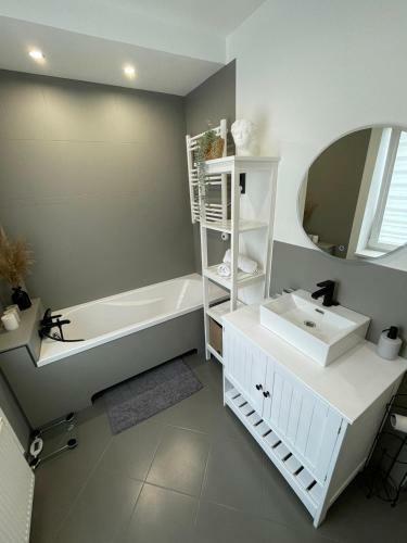 Brother Street Apartment