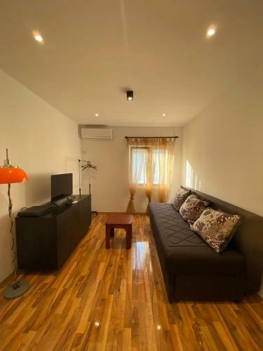 Apartmani Lala Canj