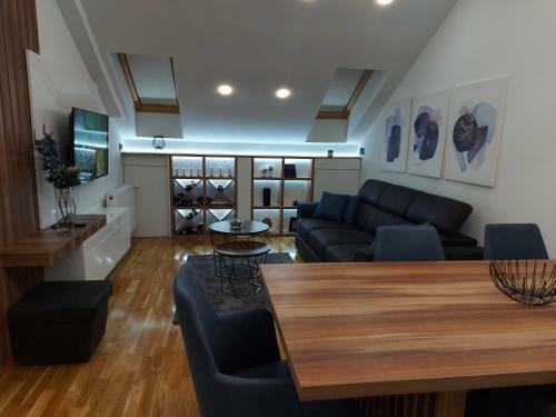 Apartamento Tri S Lux