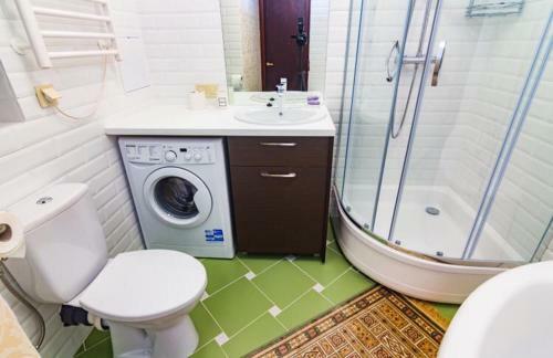 Spacious And Fresh Apartment In Riga's Noble Nest