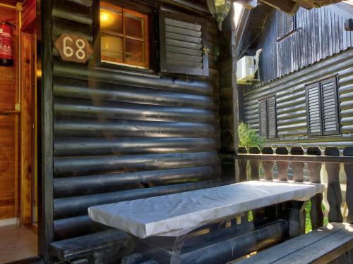 Chalet 68