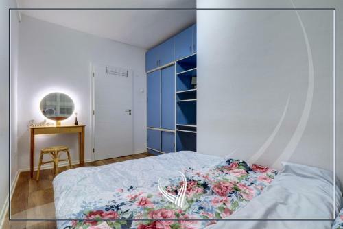 Topia Apartment