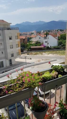 Apartamento Yellow Place Tivat