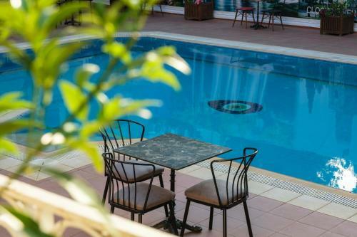 Giges King Boutique Hotel