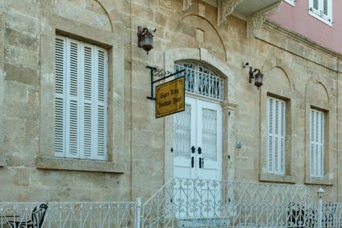 Giges King Boutique Hotel