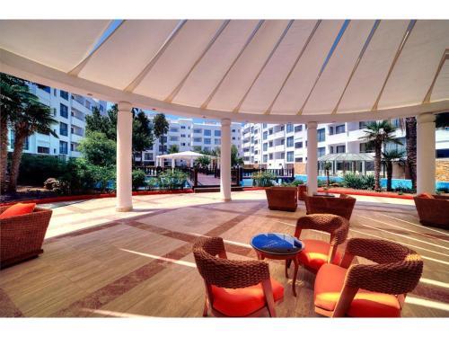 Jasmine Court Hotel & Casino